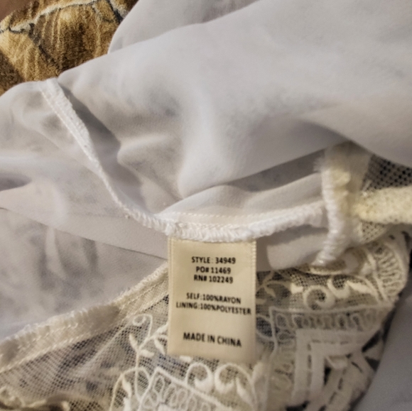 Summer Top - Picture 3 of 3